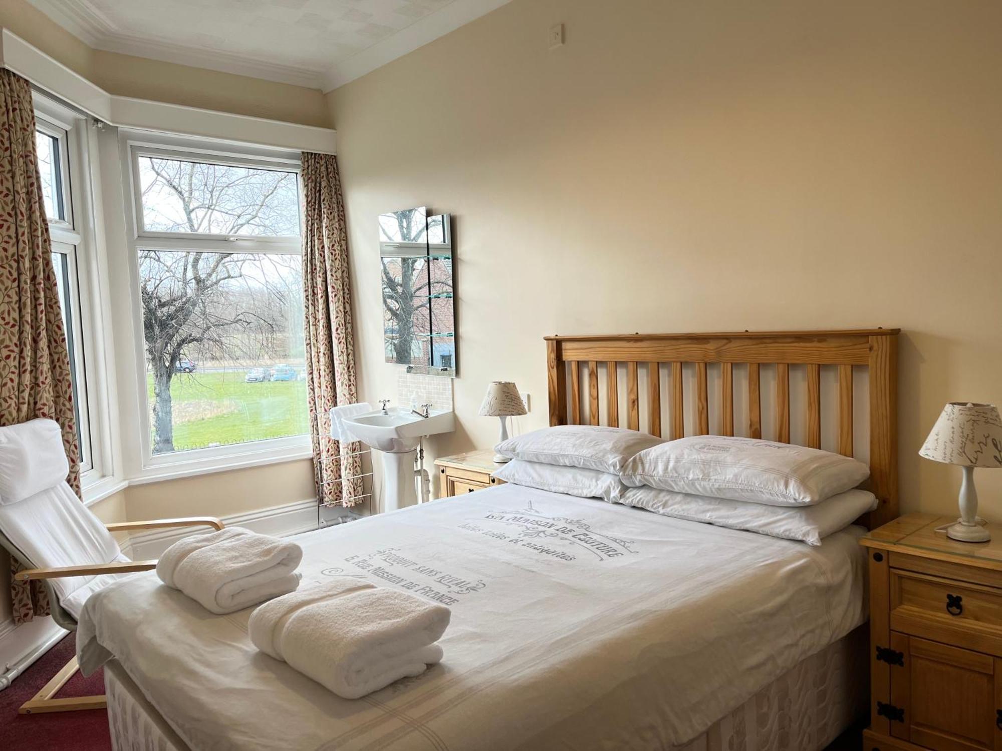 Chadwick Guest House Middlesbrough Exteriör bild